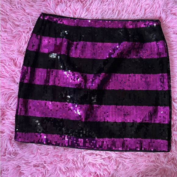Forever 21 szS pink and black striped sequin skirt with side zipper - Picture 3 of 7